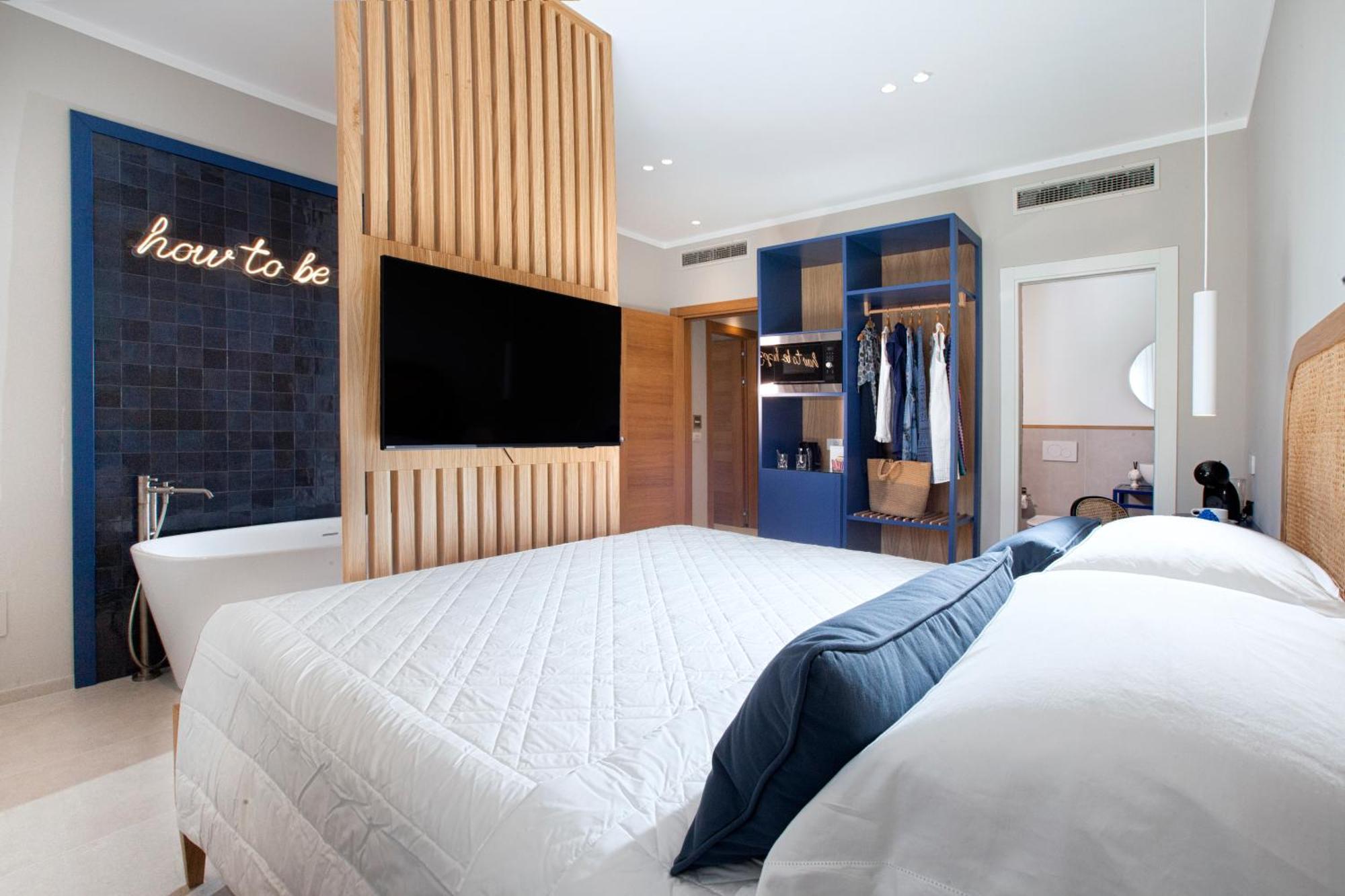 Estate4Home - Suites 21 Сорренто Екстер'єр фото